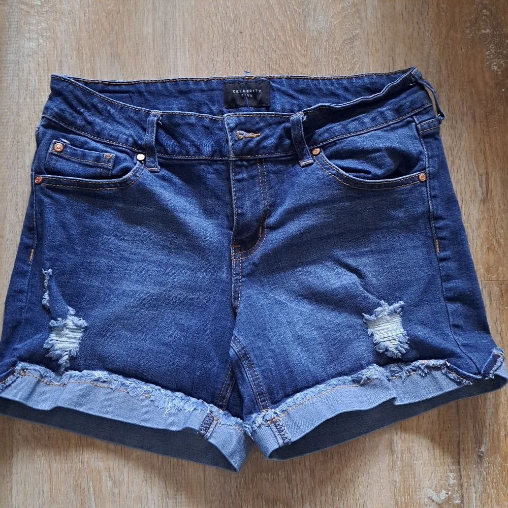 Celebrity Pink Runaway Blue Denim Distressed Shorts Cuffs Women's Size 5 / 27